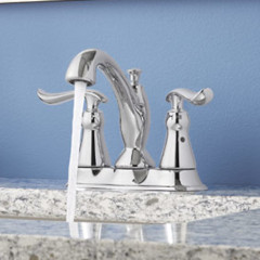 Linden 2ハンドル洗面混合水栓 4インチセンターセット(引き棒つき)