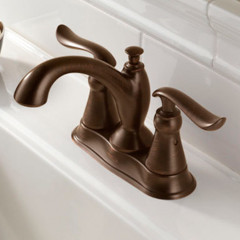 Linden 2ハンドル洗面混合水栓 4インチセンターセット(引き棒つき)