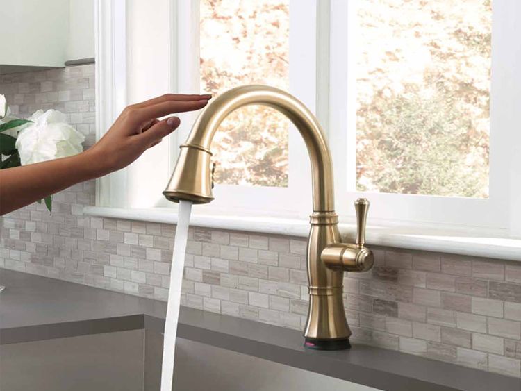 Cassidy Touch タッチ水栓 シングルレバーキッチン混合水栓(ホース