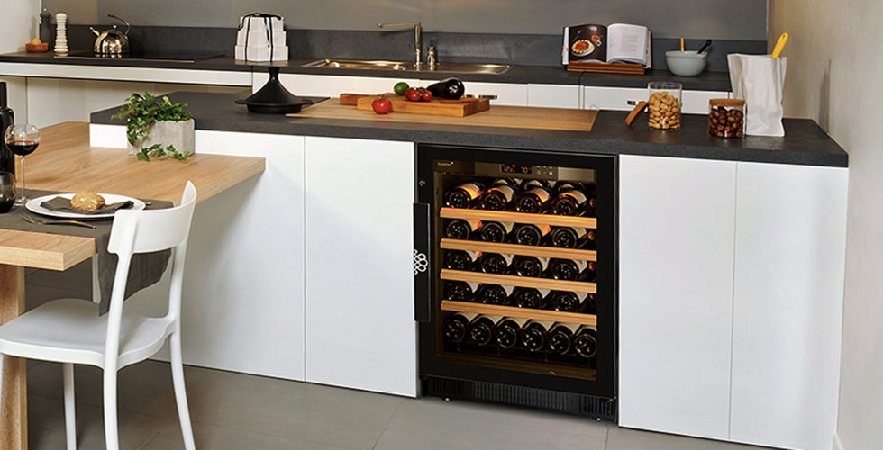 EUROCAVE Compact59